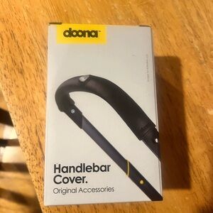 Doona Black Handlebar Cover